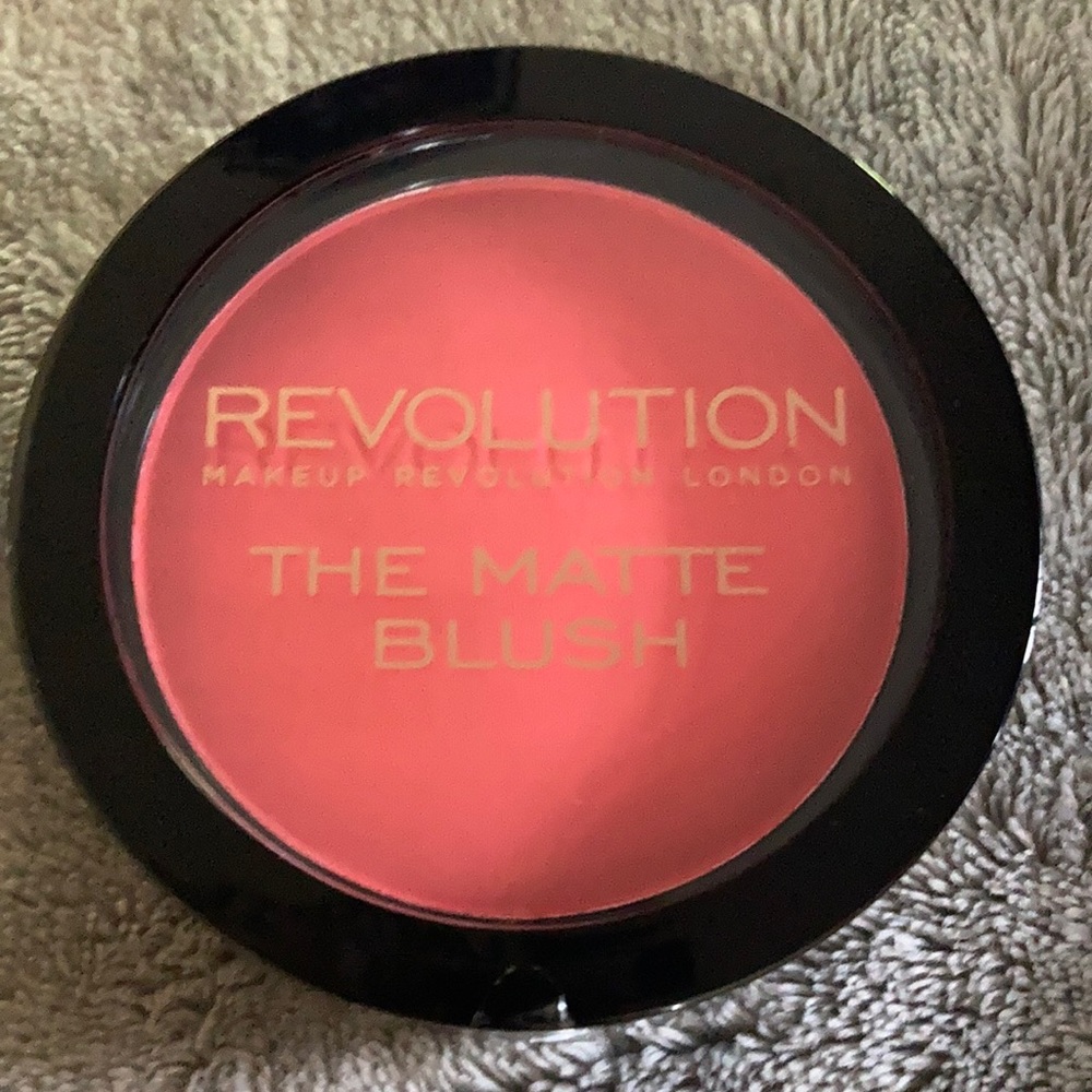 💚3/$10 Revolution Matte Blush in New Rules